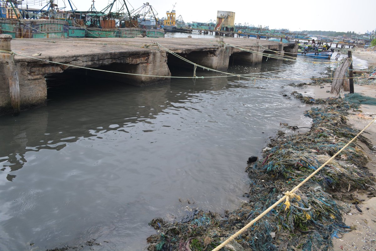 Do you know there is a market for re-cycled ghost gear⁉️
Here's our chance to put a STOP to abandoning old/unused #fishing gear &amp; save our #oceans

Discarded/lost ghost gear endanger #marine life
<a href="/Min_FAHD/">Ministry of Fisheries, Animal Husbandry & Dairying</a> <a href="/FisheriesGoI/">Department of Fisheries, Min of FAH&D</a> <a href="/FAOfish/">Fisheries & Aquaculture</a> @FISH_CGIAR <a href="/nfdbindia/">NATIONAL FISHERIES DEVELOPMENT BOARD</a> <a href="/OdishaFisheries/">Directorate of Fisheries, Odisha</a> <a href="/CIFRI_ICAR/">ICAR-Central Inland Fisheries Research Institute</a>