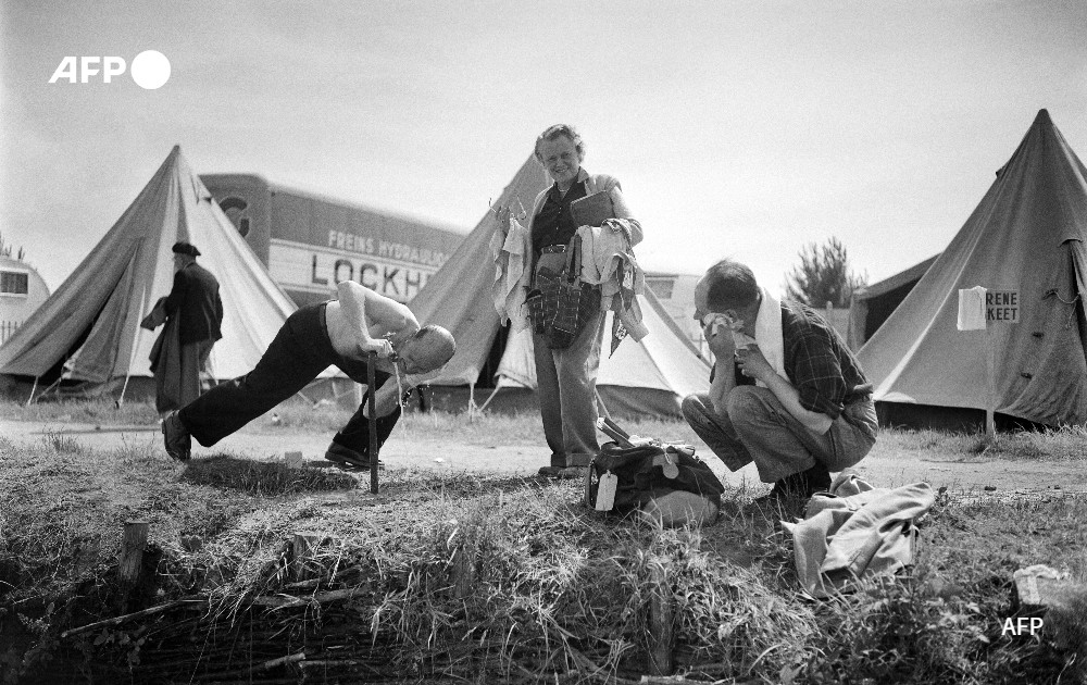 AFPcom's tweet photo. 🏁🏎 Some #AFPArchives🗃 of the @24hoursoflemans in the 1950s.

#AFP #LEMANS24 #LeMansCentenary #WEC https://t.co/h3ilcNsXRK