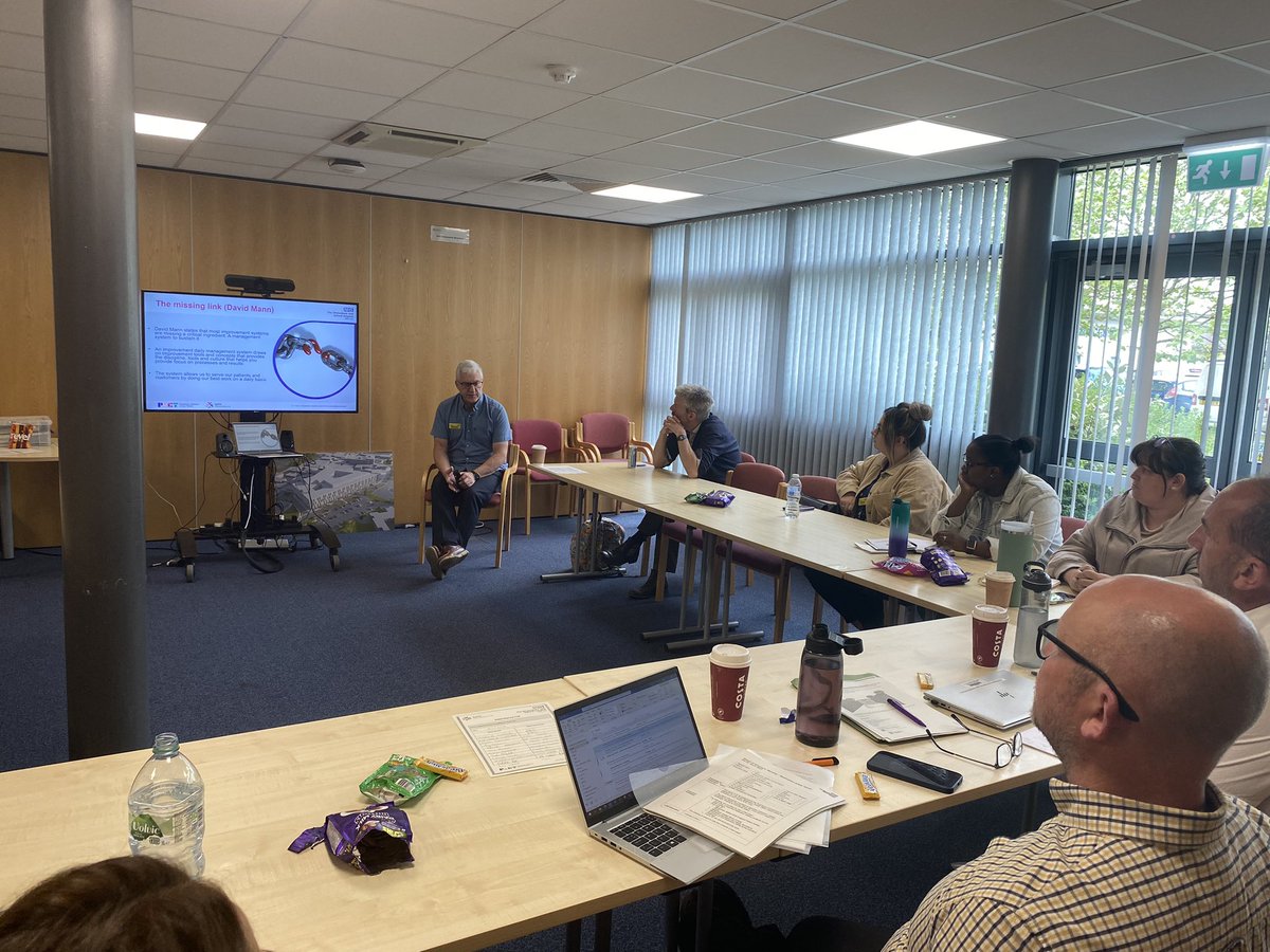 SaTHImprovement's tweet image. Richard introducing the concepts of daily management to our #practitionercourse @sathNHS and yes @ShropsConf he has tried to dance round the pole #improvement #cannotunseeit