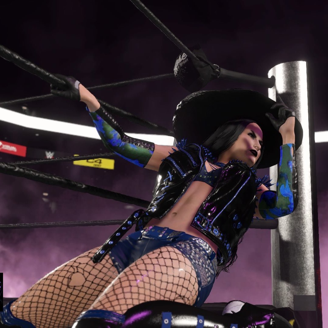 Had my debut in <a href="/EclipsePW2K/">ECLIPSE PRO WRESTLING!</a> last night, quite a lovely match against a woman named Margret Smith. With my first win in the Lunar Queen tournament, I am waiting to see what fate has in store for my next match.

See you on Sunday, darlings.