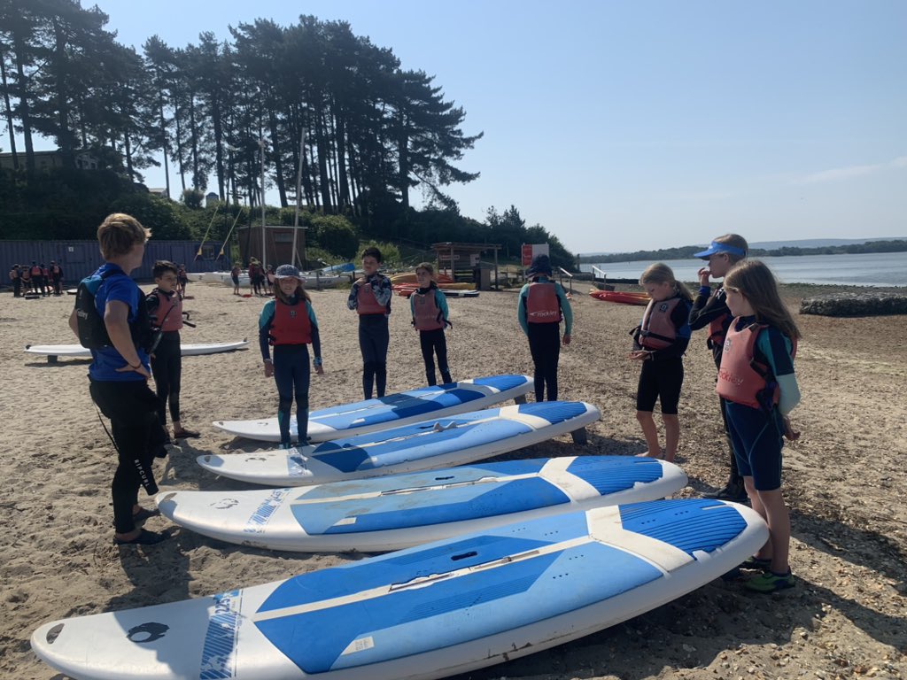 BCrichard tweet media