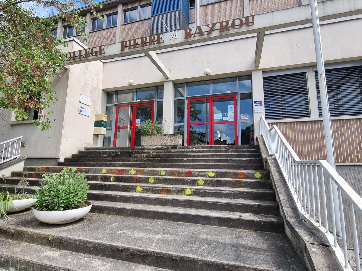 Collège Pierre Bayrou tweet media