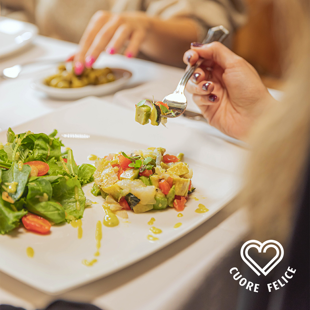 Estos platos no solo nos alegran el paladar, también nos alegran el corazón.  ¿Has probado #CuoreFelice? 4 platos elaborados con ingredientes cardiosaludables.  
Con un Tartar di baccalà como este es como se tiene un #FelizJueves