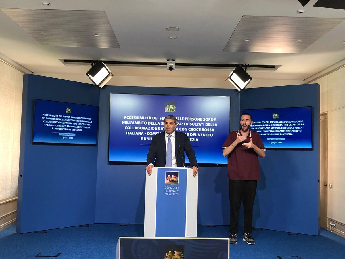 ENS_Italia's tweet photo. 🚨🚑 Ieri abbiamo presentato i progetti attivati nel 2022 con il sostegno di @RegioneVeneto su #accessibilità e #sicurezza delle persone #sorde del territorio, concretizzati in:

•protocollo d'intesa con @CRIVeneto 
•collaborazione con @iuav 

Comunicato:https://t.co/SNRkUczmfW https://t.co/uLUMWxgPEM