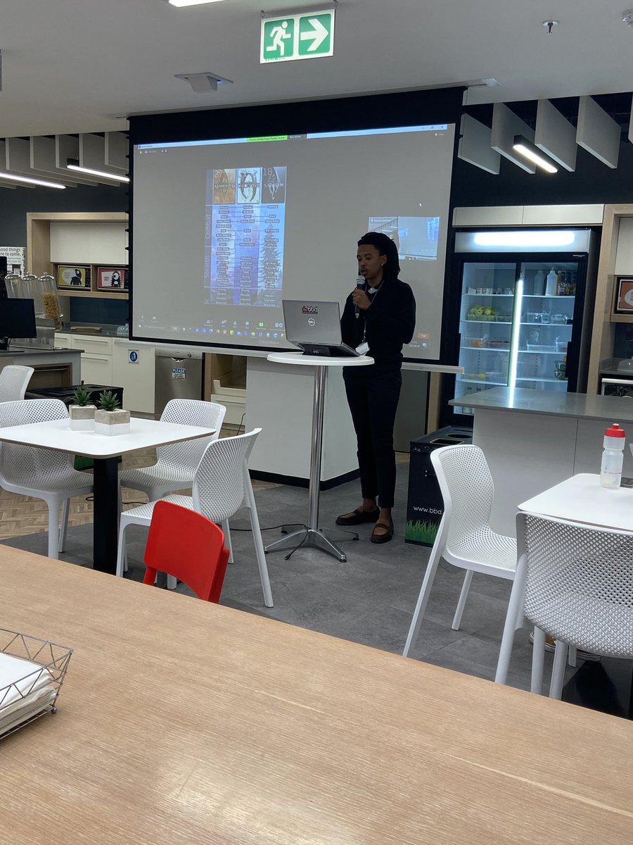 Katie Cubitt tweet media