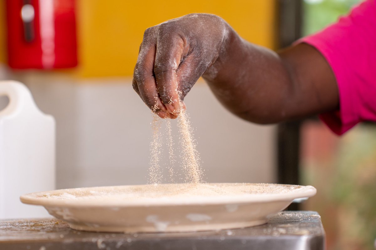 WomensBakeryRW's tweet image. Baking is an art that requires precision, and the key to perfection lies in measuring your ingredients.

#BreadPower #StrongWomenBakingBread #WomensBakery