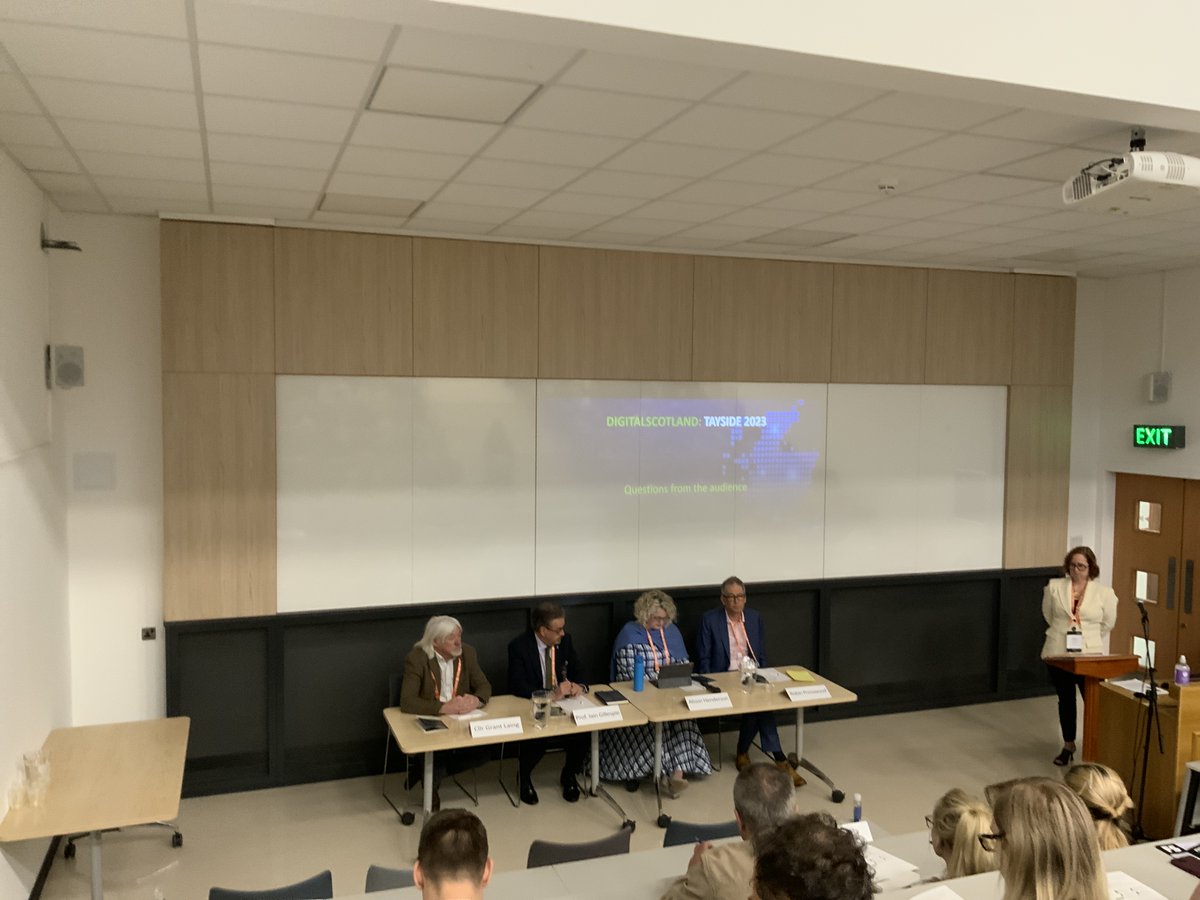 Futurescot_News's tweet photo. Now to our panel session. Important to collaborate and forget silo working among the key messages for supporting regional economic growth and digital transformation #FSTayside https://t.co/5f7xDTzIdn