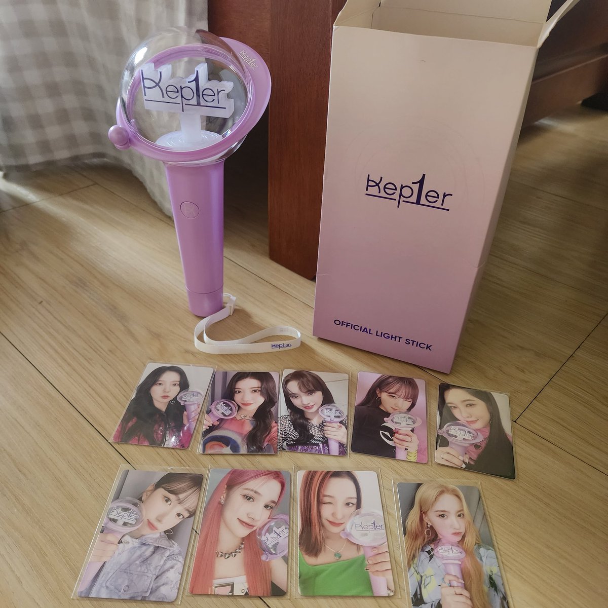 ebhcart's tweet photo. 💌 @_yanhae

AAAAAA another lightstick added to my collection 💕💕 thank you so much for answering all my inquiries and for the smooth transaction!! super sparks lahat 🥹 I promise to take good care of everything :> until the next~~

#kiwimails https://t.co/wD7KFrIeOk