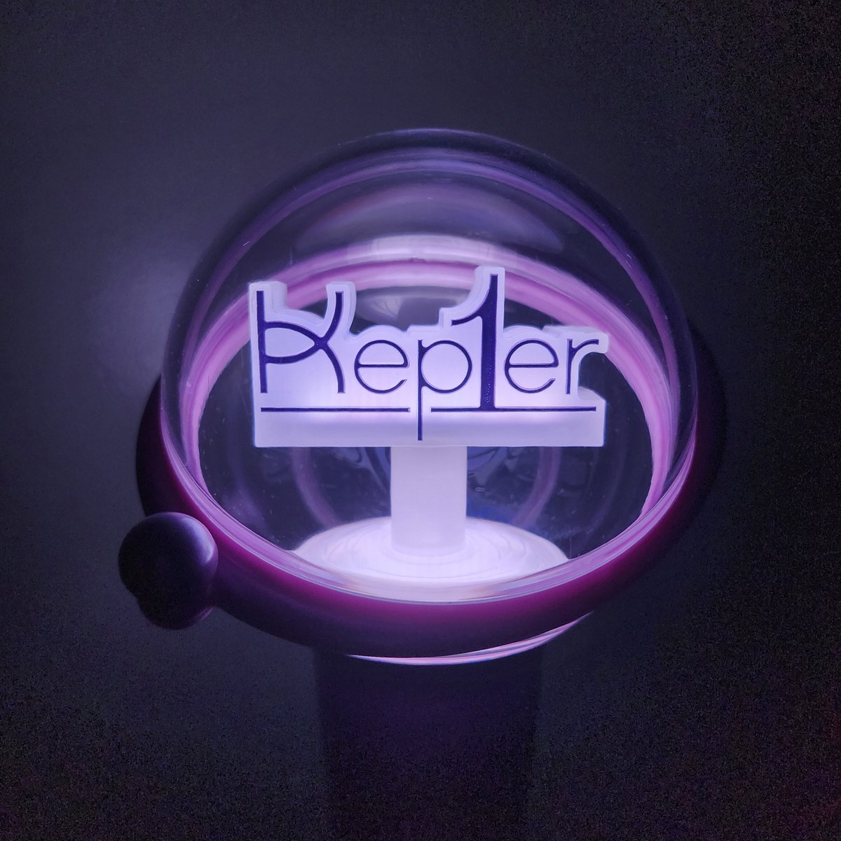 ebhcart's tweet photo. 💌 @_yanhae

AAAAAA another lightstick added to my collection 💕💕 thank you so much for answering all my inquiries and for the smooth transaction!! super sparks lahat 🥹 I promise to take good care of everything :> until the next~~

#kiwimails https://t.co/wD7KFrIeOk