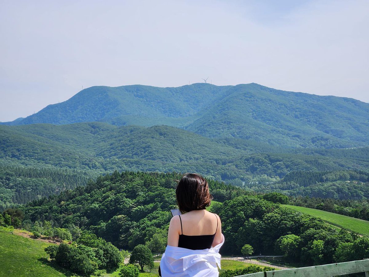 LoonaTheGermany's tweet photo. #UPDATE | Haseul (withaseul) Instagram-Account Update 🕊️

"Lerne von gestern, lebe für heute und freu dich auf morgen :)"

Link: https://t.co/FxfG9unN7E

#이달의소녀 #LOONA #하슬 #Haseul https://t.co/Xv6f7t9t7F