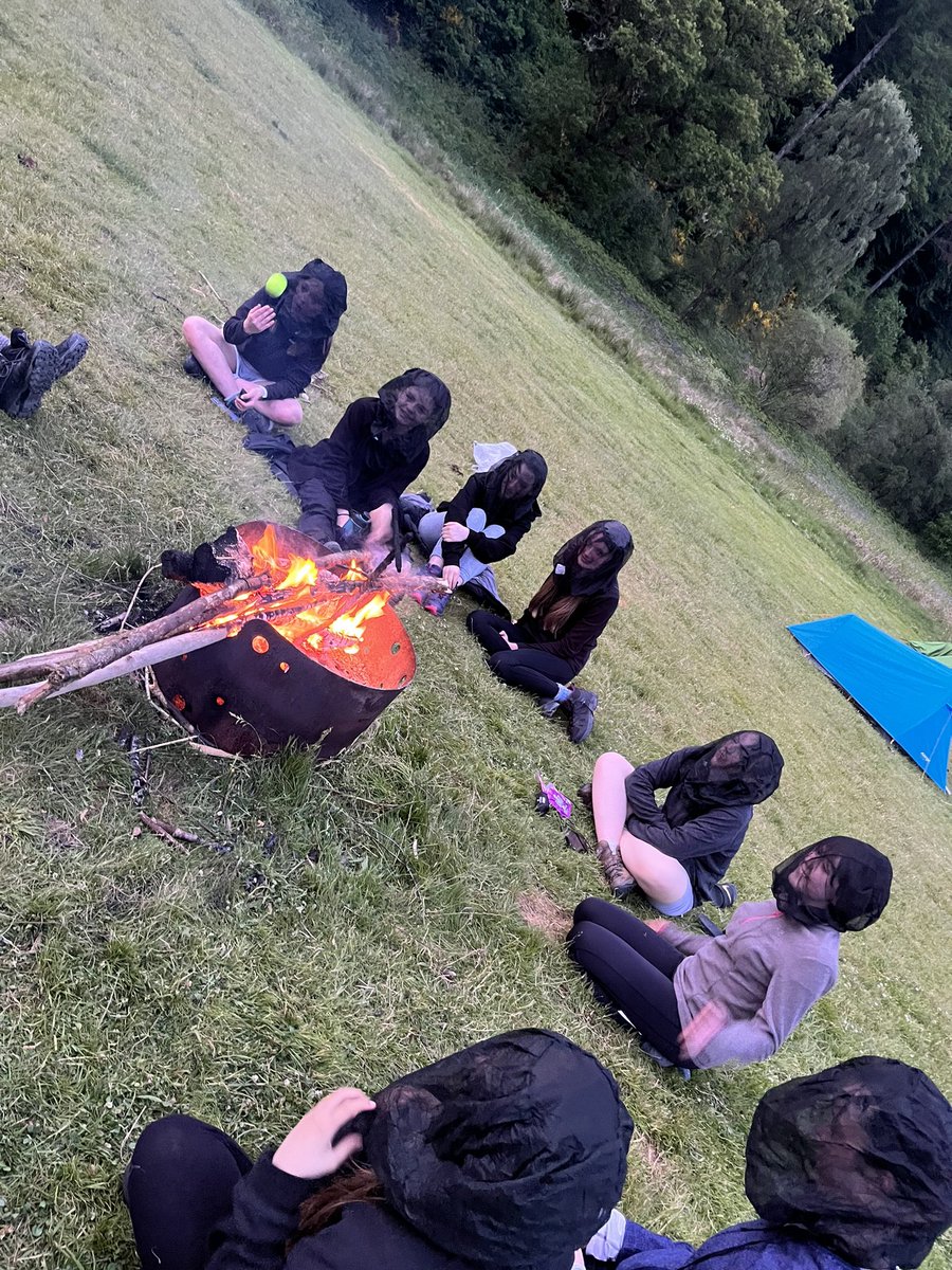 Pupils are having a fantastic time at Bronze DofE trip🏕️ Marshmallow s’mores last night after a successful day walking🔥🪵 All set off for todays walk🚶✅🚶🏼‍♀️ @Boness_Academy @BonessDofE