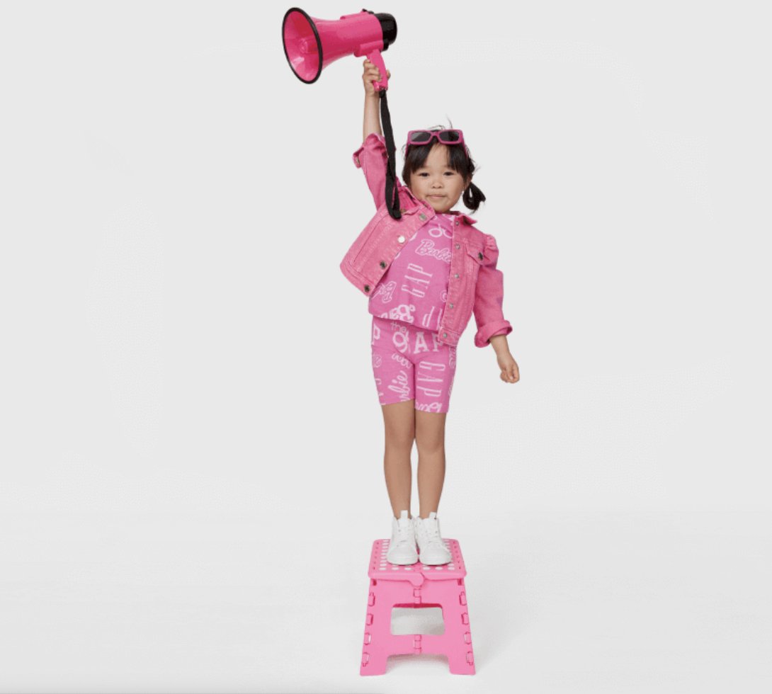 UKGap's tweet image. Barbie has arrived in the UK!

Two icons. One collab. For every generation. Made to wear your way. WE ARE ALL #BARBIE.
.
© 2023 Mattel.

Shop here: bddy.me/3Ch58Z5