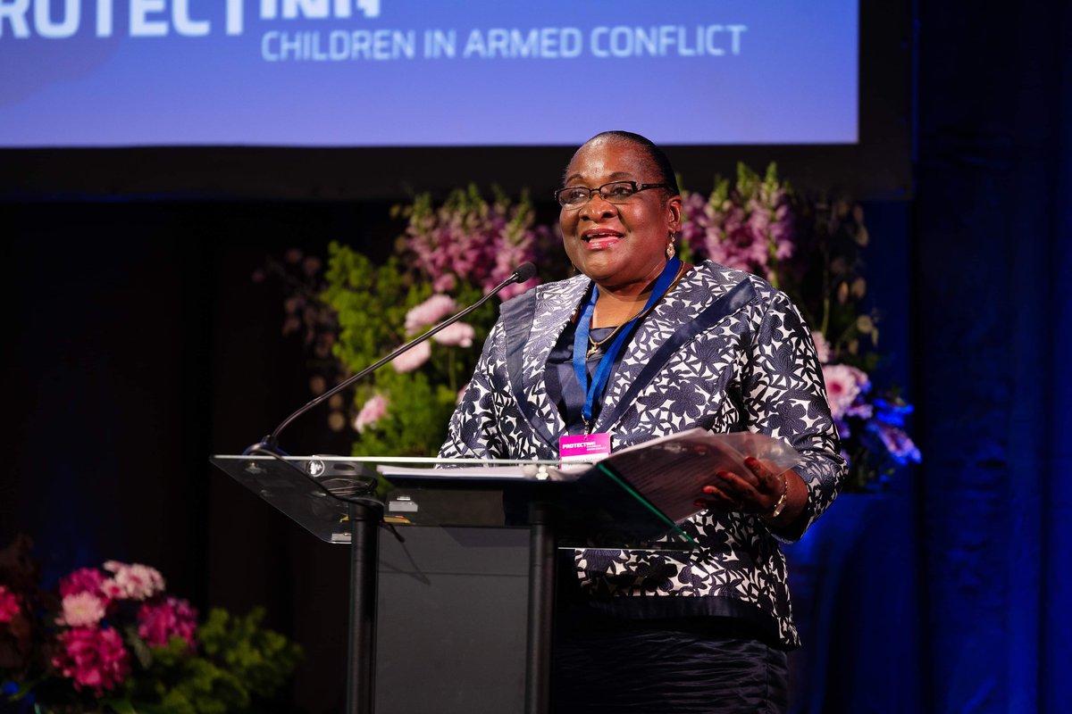 Foreign Minister of 🇲🇿, H.E. Veronica Macamo participated at the #Oslo International Conference on Protecting Children in armed conflict. 

During the conference, Macamo reiterated Mozambique’s commitments to protect children from armed conflicts.

#ProtectChildrenInConflict