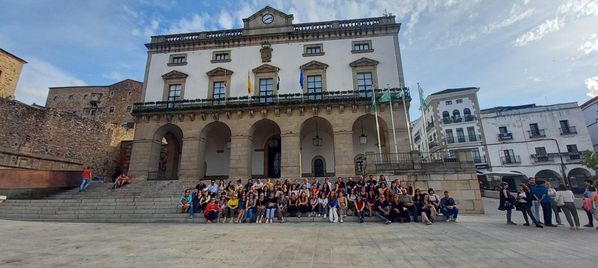 🏛️ El primer día del V Congreso ISCAR Ibérica 2023 hemos disfrutado de una ruta por el centro de Cáceres, aprendiendo sobre la historia de la ciudad gracias a <a href="/GHistoriadorEx/">Guías-Historiadores</a>.