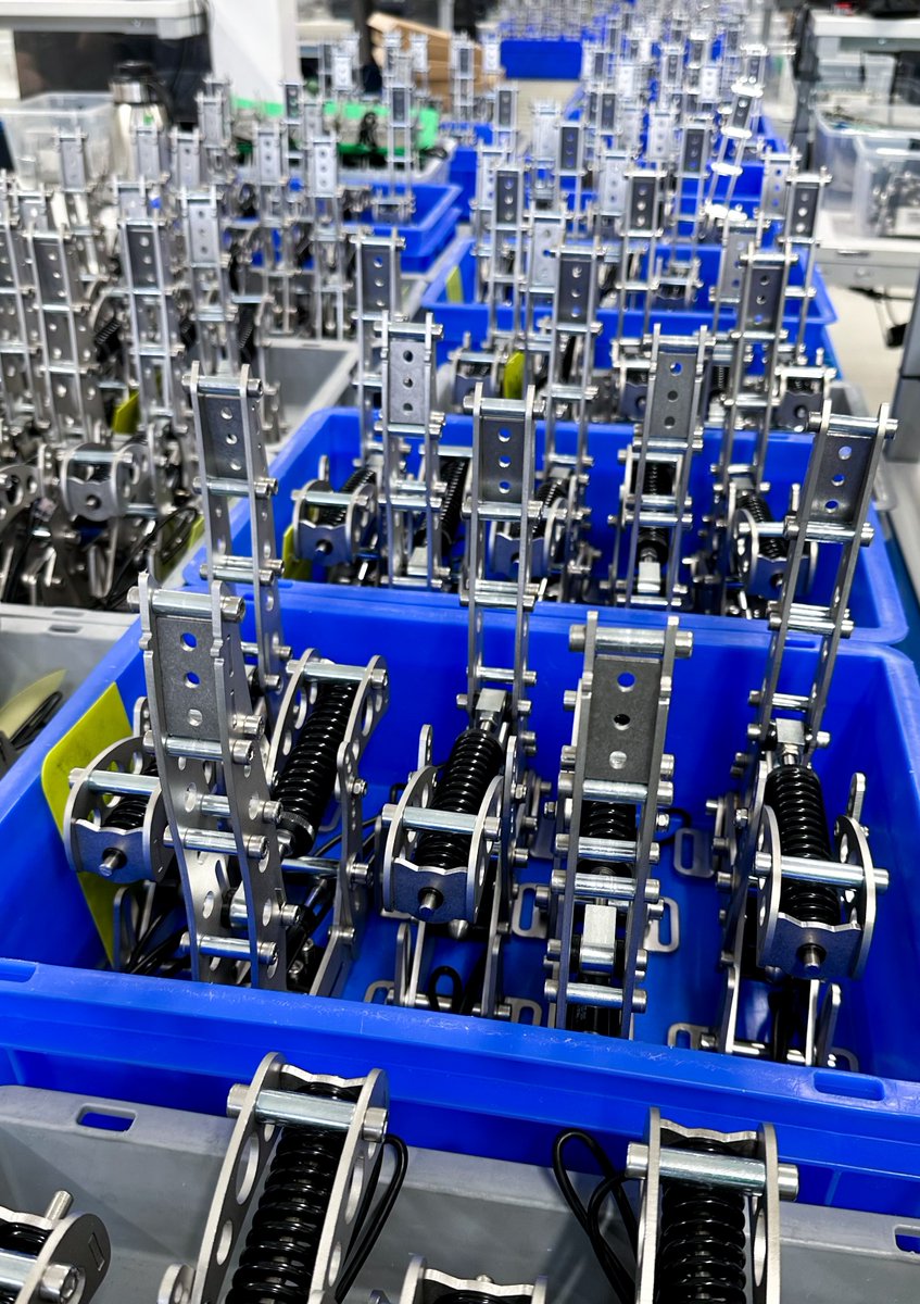 Heusinkveld on Twitter "Nice to see rows of CNC precision laser cut