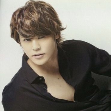 Happy birthday mamoru miyano, we thank you for voicing our KING 