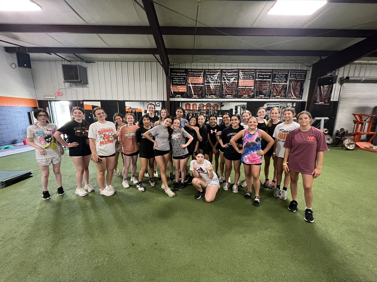 Kristen Salazar tweet media