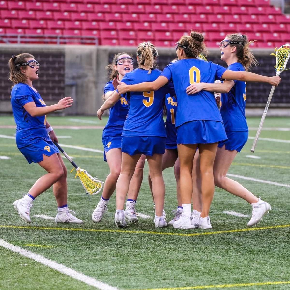 Every day feels like #NationalBestFriendDay with this team 💙💛