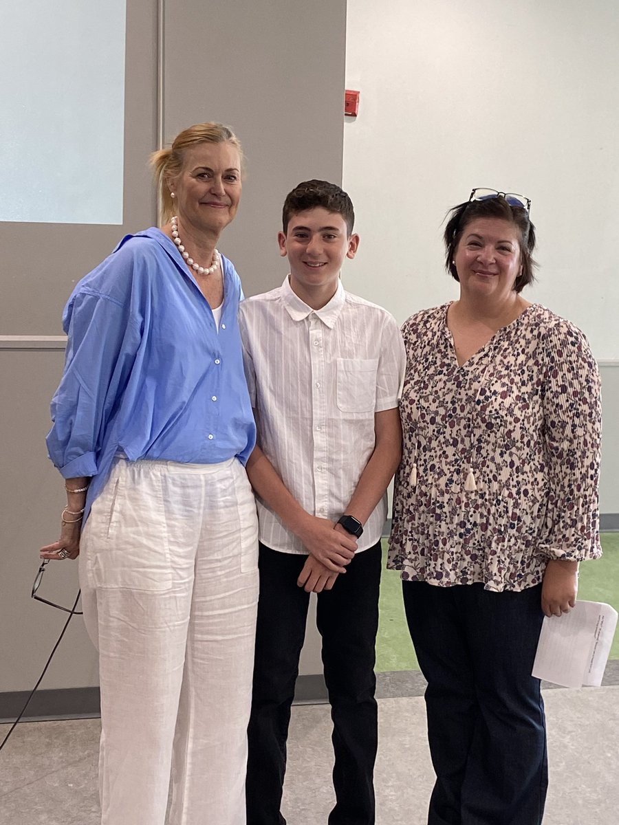 Congratulations to our 2 #HCDSB award winners: Sawanna from <a href="/MargueriteHCDSB/">St. Marguerite</a> who won the Suzanne Rossini Award &amp; Jonathan from <a href="/OLVMWolverines/">Our Lady of Victory</a> who won the Gary Mahoney Award! #AchieveBelieveBelong