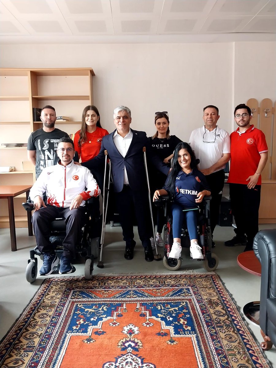 Yeni Federasyon Başkanımız Alpaslan Erkoç, Aksaray'da devam eden Milli Takım Hazırlık Kampı'mızı ziyaret etti...