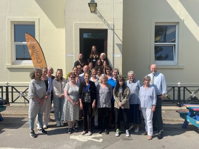SpurgeonsUK's tweet image. 🌟 Yesterday, we celebrated our dedicated volunteers at HMP Winchester with an awards ceremony. 🌟 

Our volunteers support families and fathers in custody &amp;amp; we couldn't do any of it without them. Please share to show your support. 

 #Volunteers #FamilySupport #VolunteersWeek