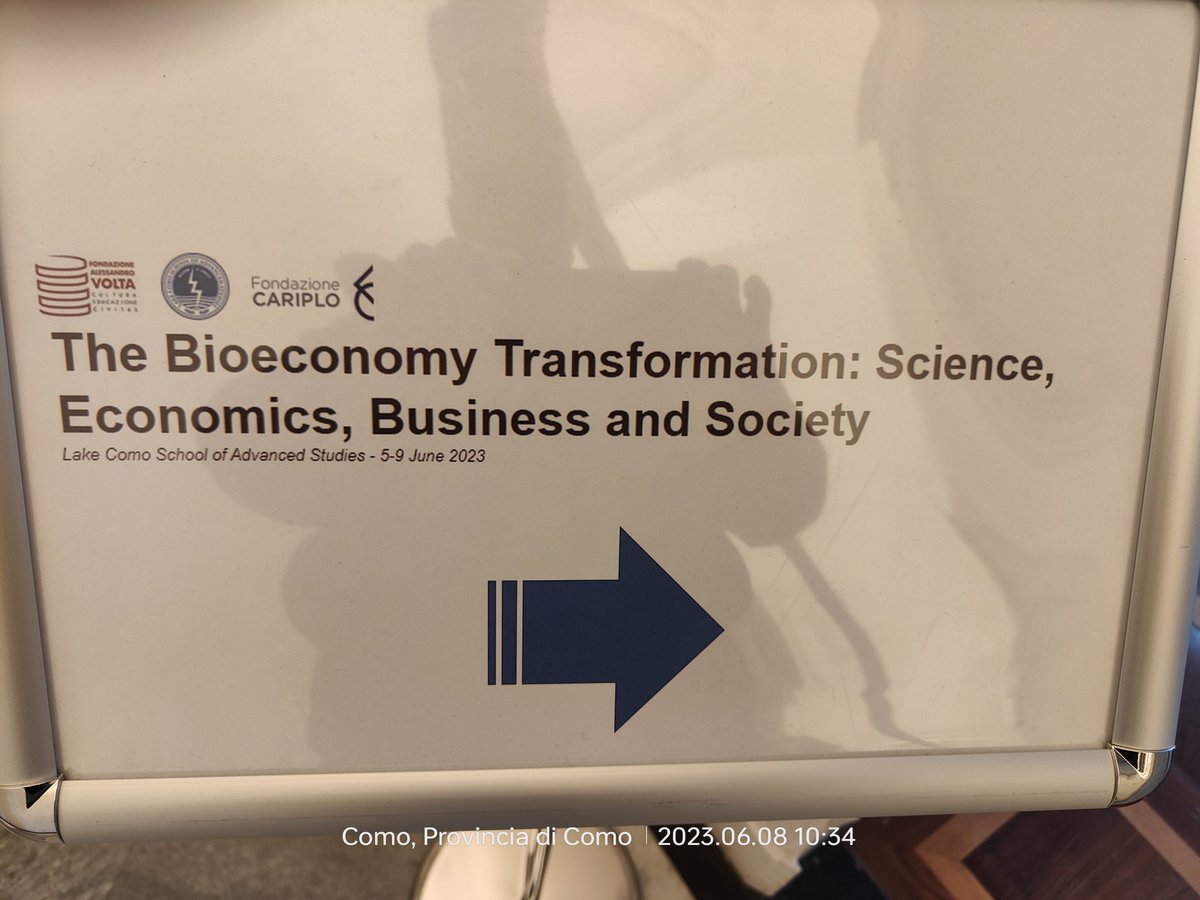 andalcan62's tweet image. Learning a lot from &quot;big names&quot; in Economics in this marvelous scenario at Como Lake in the Summer School on &quot;Bioeconomy Transformation: Science, Economics, Business and Society&quot;