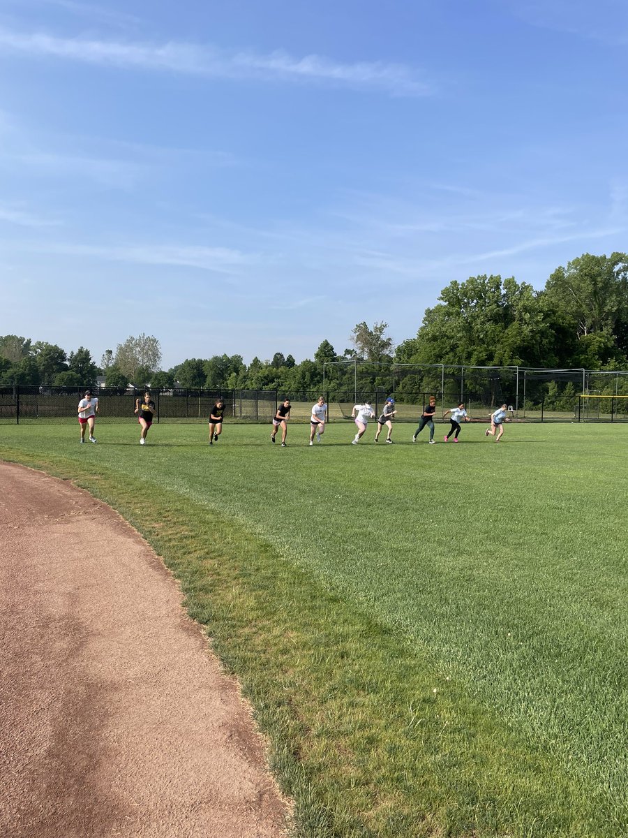 FZE Softball tweet media