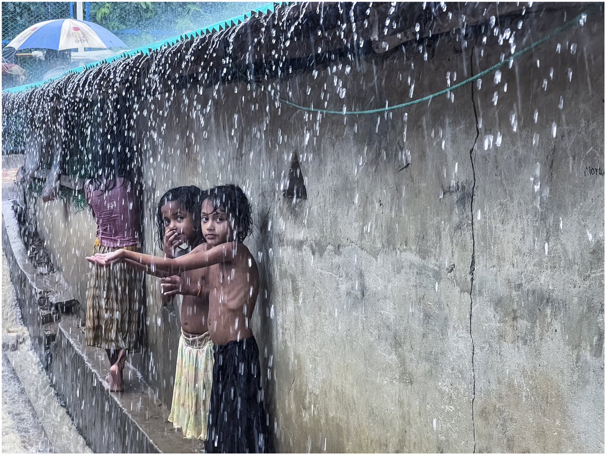 Monsoon in Rohingya refugee camp. 

#rain #refugee #rohingya #rohingyarefugees #childphotography #monsoonphotography #yassinphotography #yassindairy #documentaryphotography #streetphotography #storytelling #monsoon #childhood #refugeecrisis #rohingyachildren #rohingyatographer