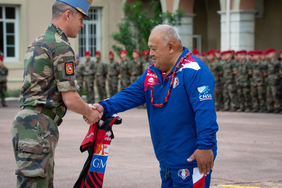 1erSpahis's tweet image. Le XV du Pacifique au #Spahis à l’occasion de sa participation à l’opération #AvecNosBlessés en Ardèche (@07_dmd)
Héritiers du Bataillon d’Infanterie du Pacifique, qui a payé le prix du sang en AFN et pour la libération de la France entre 41 et 45
1 équipe / talents amalgamés🫡