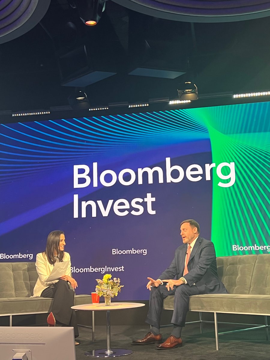 The “commercial and civil world is becoming more involved in conflict”. Former Director of the National Security Agency, Admiral Mike Rogers, speaks on how business responses to geopolitical issues has changed. Something for investors to watch. @BloombergLive #BloombergInvest