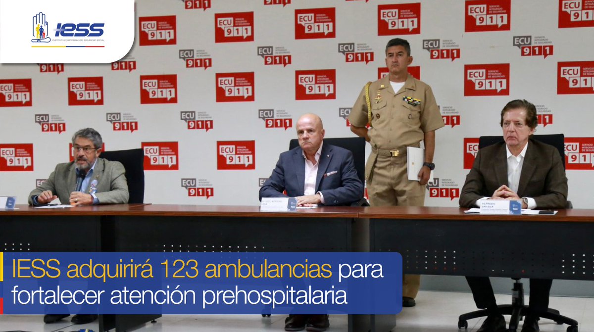 IESSec's tweet photo. #BuenasNoticiasIESS | Las principales autoridades del @IESSec cumplieron agenda de trabajo en #Machala. @AlfredoOrtegaEc, presidente del Consejo Directivo anunció la compra de 123 ambulancias 🚑.

Más detalles ▶️📰  https://t.co/mCMXOHV0kD https://t.co/V2aJEuwxXt