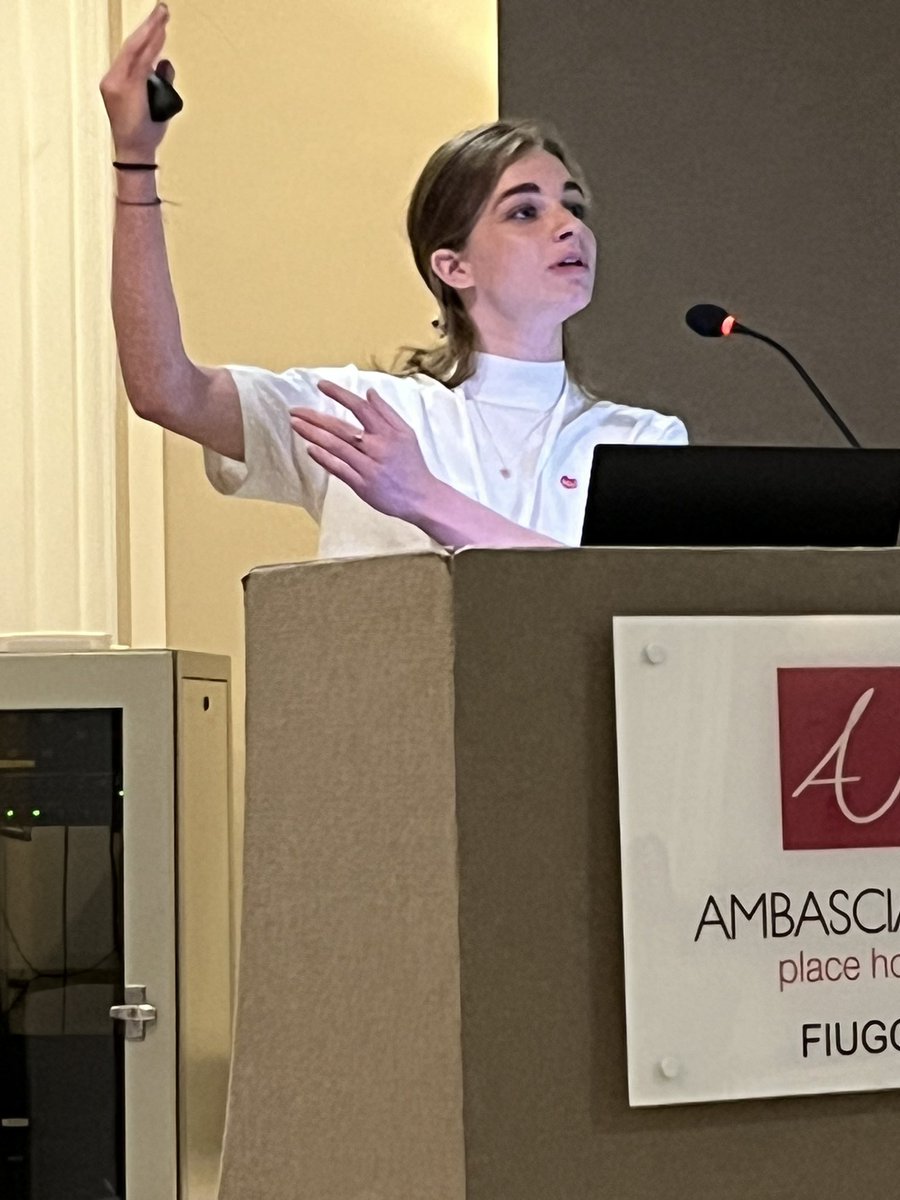 TomVBerghe's tweet photo. Great to see our young PhD students present there work at #EWCD #ferroptosis https://t.co/qKqU3qloRN