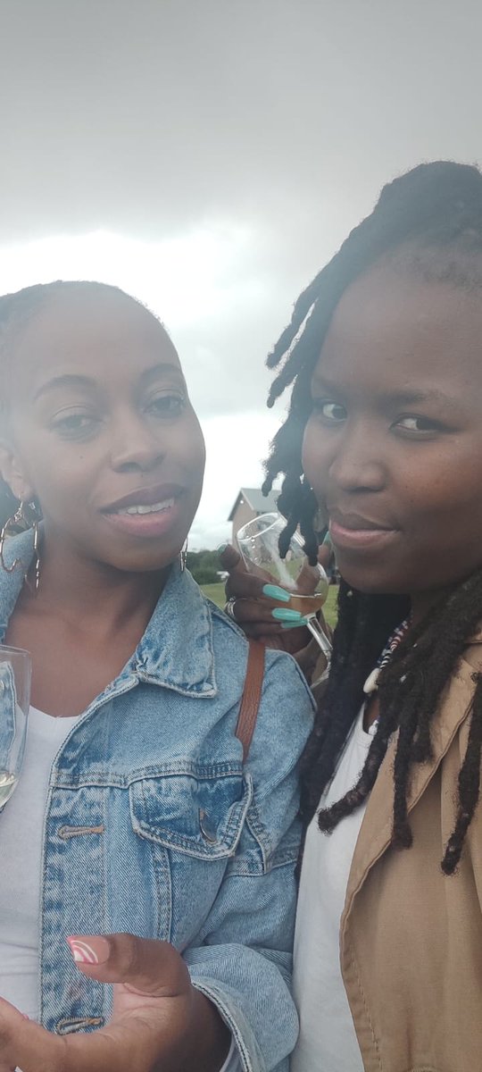 Ba_Enuf's tweet photo. @TSHEPI_so ❤️#BestFriendsDay https://t.co/oz5IjuEXS9