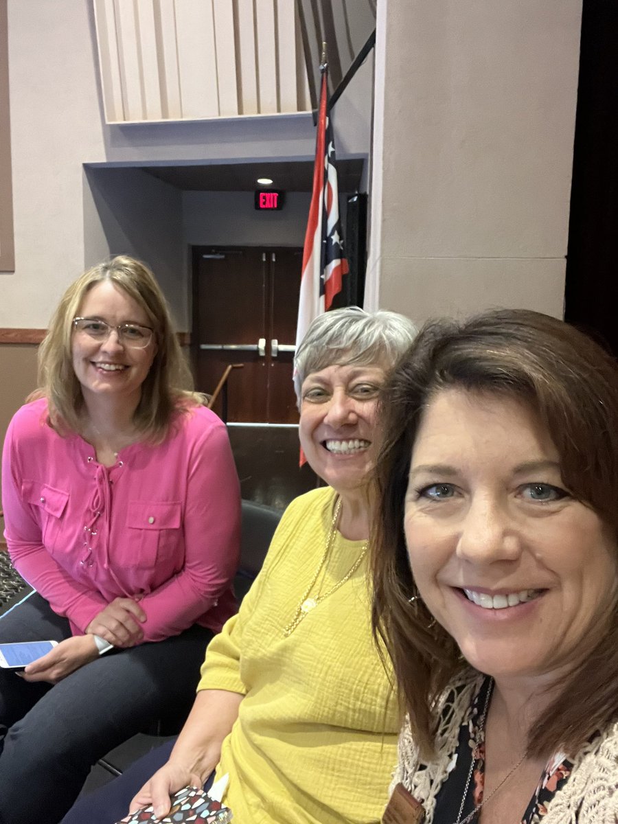 #CreateCon23
<a href="/CreateOhio/">CREATE! Conference</a> So proud to facilitate fine minds on #chatGPTinEducation