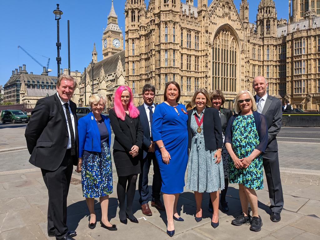 DavidRWells's tweet photo. Raising the profile of laboratory medicine and Biomedical Scientists in Parliament today. Gathering together a range of Biomedical Scientists to network with Parliamentarians to discuss our wonderful profession. #BiomedicalScienceDay2023
@Debra54597120 @JimBethell @IBMScience https://t.co/7WNTIiWkKJ