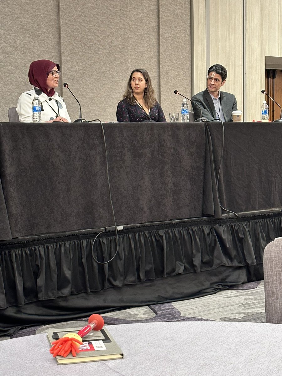 accompanycap's tweet photo. Listening to details of @RESCUEorg Financial Capabilities Program @Credit_is_Asset symposium & how refugees receive the one-on-assistance to learn about the financial system in US. #refugeeswelcome #creditisanasset https://t.co/WDqVE3edgZ