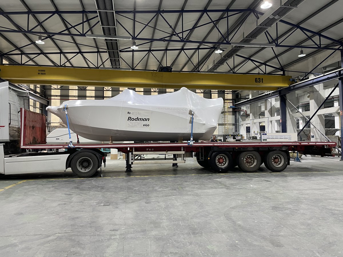 RodmanBoats's tweet photo. Nueva Entrega: una nueva unidad del nuevo modelo Rodman 690 Ventura CC, ha salido de nuestras instalaciones con destino a Canarias. Allí, nuestro distribuidor autorizado, Motonáutica Las Palmas, lo presentará por primera vez en las islas en @FIMAR_LPGC
#boatingevents #boatshows https://t.co/Eudhg5yPXc