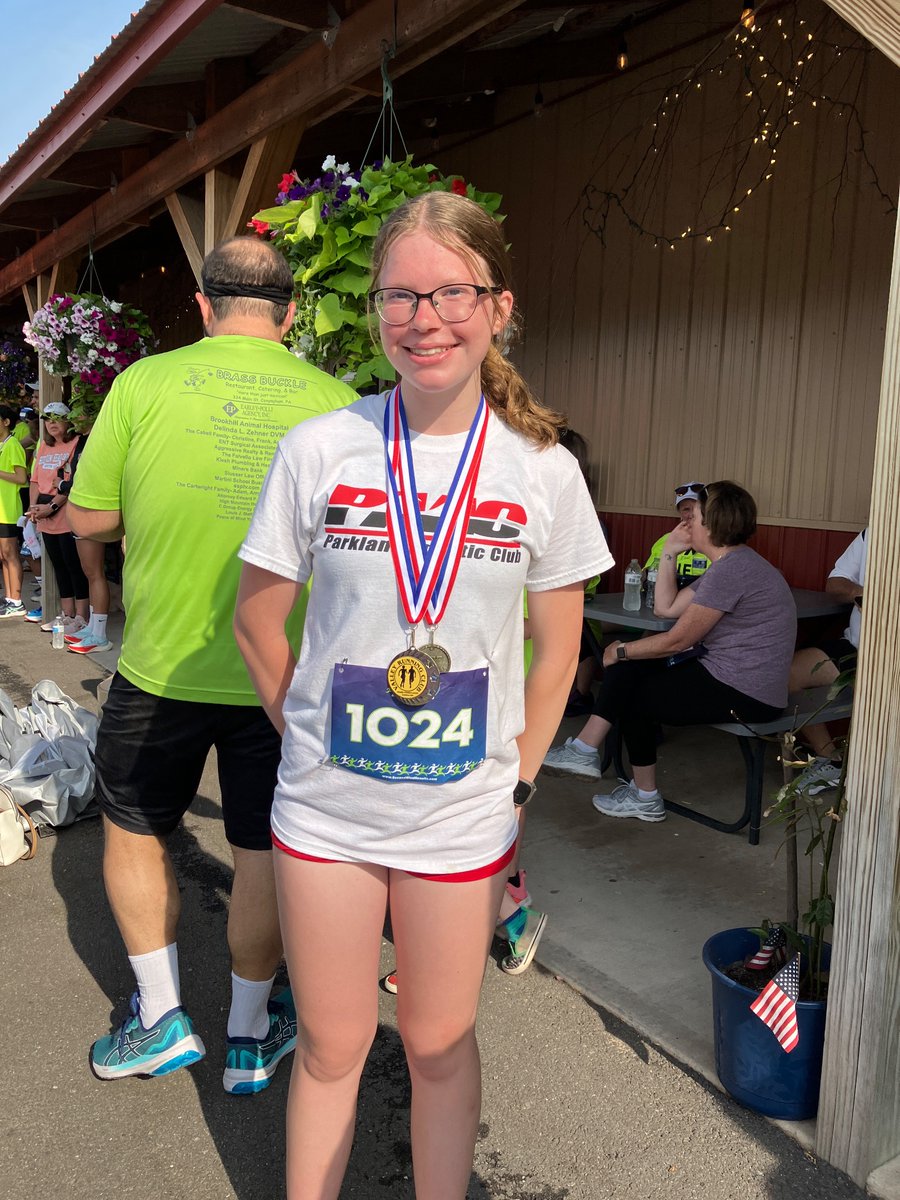 WASDWRECKERS's tweet photo. Rebecca Caldwell, an upcoming freshman at Weatherly, won 1st place in the "Up to Age 15 Division" on Saturday, &amp; she received a second medal for being 1st place in "Up to Age 15 Division" in the racing events last year for Valley Racing Club.🧡🖤 #WreckerPride https://t.co/Qv2EihEinM