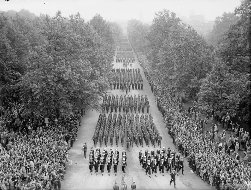 In 1946, under pressure from Stalin, the British Labour government did not invite the Polish Armed Forces, who fought with the Allies, to the Victory Parade in London. The Parade took place #OTD in 1946 to celebrate the victory over Germany during WW2.
More than 200,000 soldiers…