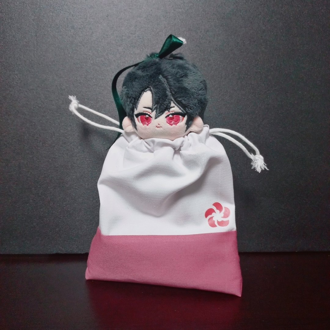 RT=💕
매화듣고 가슴이 벅차올라 이벤트합니다...🥺 알티하신분 한분께 매화문양이 들어간 화산파우치를 보내드려요🫶🏻🌸

(온리 이벤트용, 판매X! 끈은 변경될수있습니다!)