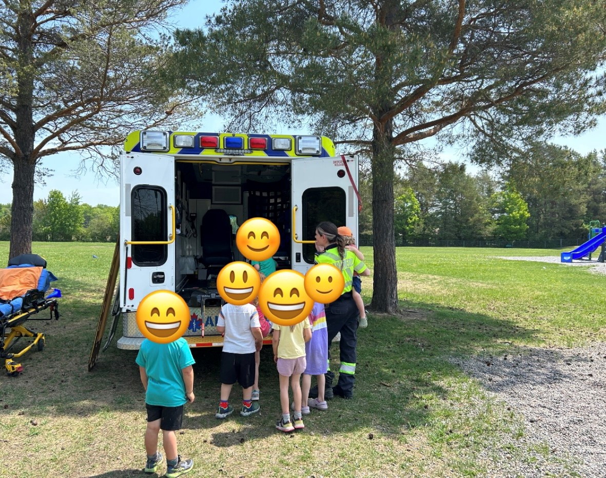 We have had the pleasure of visiting some of the local public schools in our district within the last few weeks to show the students our ambulances and some of our equipment! We were so pleased to hear that this JK/SK class knew how/when to dial 911! #ADPS  🚑🚨