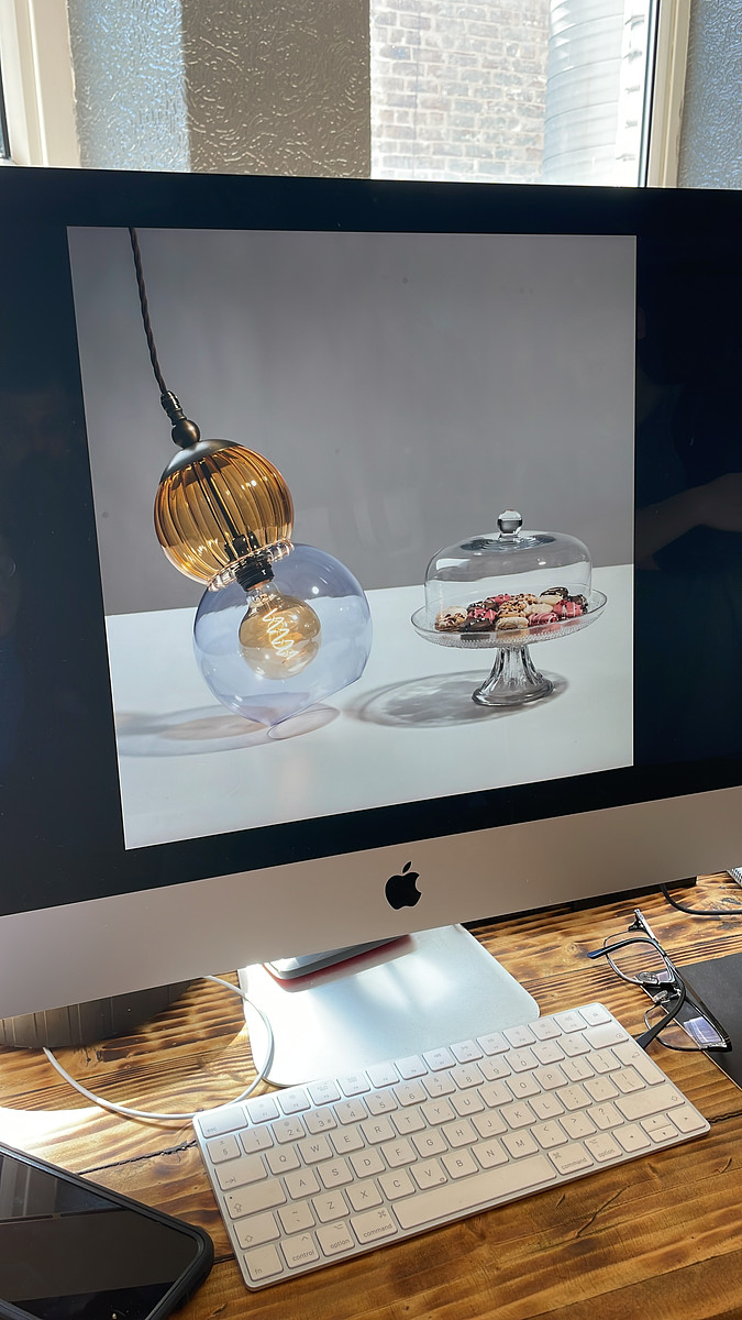 ChantelleLight's tweet image. A lot of work goes on behind the scenes to create a new lighting range and to start seeing it come together as a collection is just incredible...💡📸

We're almost ready...are you? 💚💜💛

#Macaronlights #behindthescenes #lightingrange #new