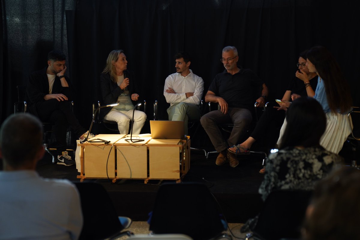 Respira_project's tweet photo. Thanks to all the invited guests who made our event yesterday really inspiring. Re/Thinking Urban Elements Event, part of #RESPIRA project, was an event dedicated to all the actors involved in the design, production, and use of innovative urban furniture in the public space. https://t.co/RXj0QkN6HN