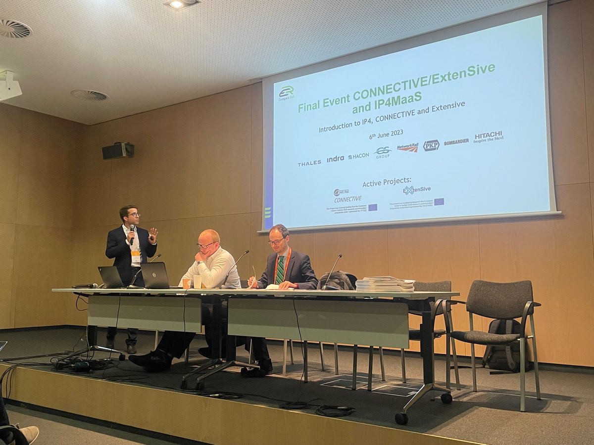 This June 6th we celebrated the Final Events of CONNECTIVE, ExtenSive and IP4MaaS during the #UITPSummit in Barcelona. There, we showed the results obtained in the Interoperability Framework and the Business Analytics use cases.
