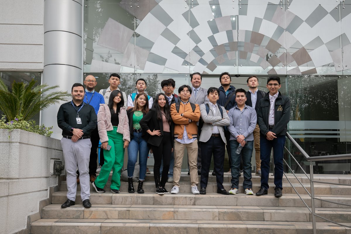 CedecEcuador's tweet photo. 👥 Una delegación de estudiantes de la Carrera de Derecho de la @PUCE_Ecuador, visitan la @CorteConstEcu con la finalidad de aprender más sobre el funcionamiento y atribuciones del Organismo. https://t.co/UgfLcv2yZS