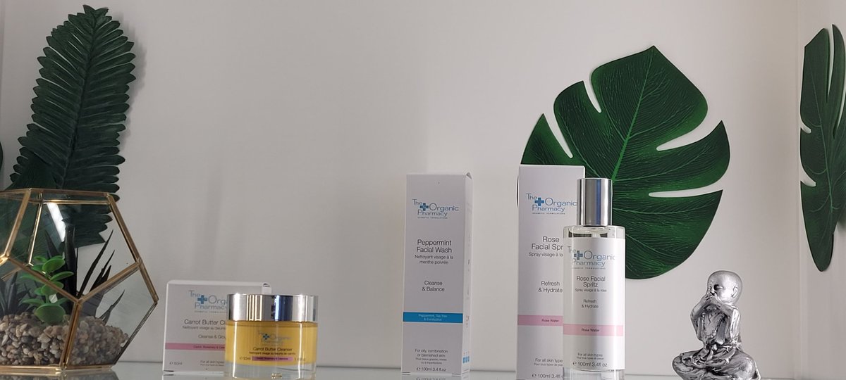 Importante una buena limpieza facial y desde #LuxurySkinCare te ofrecemos nuestro Ritual de Limpieza Profunda con #TheOrganicPharmacy 
#limpiezafacial #tratamientofacial #limpiezafacialprofunda