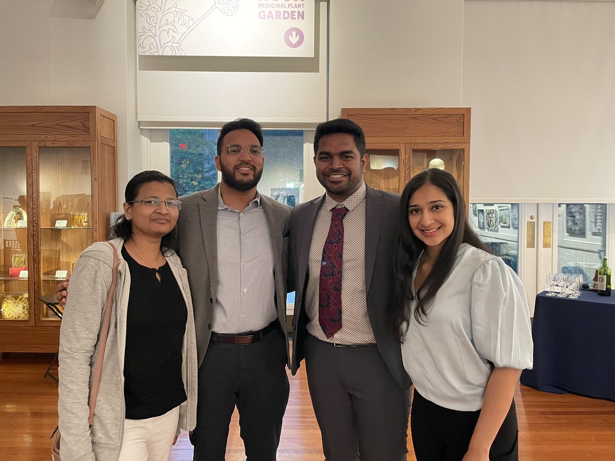 Excellent case presentation by @ShanjeevErode, way to go! And a good evening with the fellow PCCM enthusiasts <a href="/RakinMRashid/">Rakin Rashid, MD</a> <a href="/aashu_nawaz/">Aisha Nawaz</a> at <a href="/drinkerpa/">Drinker Society</a> 
Missed <a href="/TharikaShraddha/">Tharika Shraddha</a> in this one 
<a href="/MCMC_IMres/">MCMC Internal Medicine Residency Program</a>