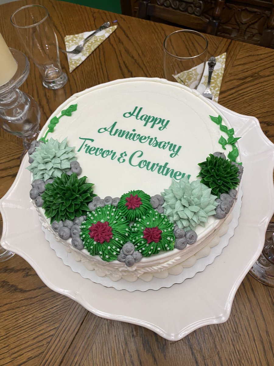 Had a heck of a time bringing <a href="/TT_turbotaxxa/">Trevor Fischer</a> back to Tucson for the first time in 8 years—and his wife, Courtney, for the first time ever!—for their first anniversary vacation. Love ya.