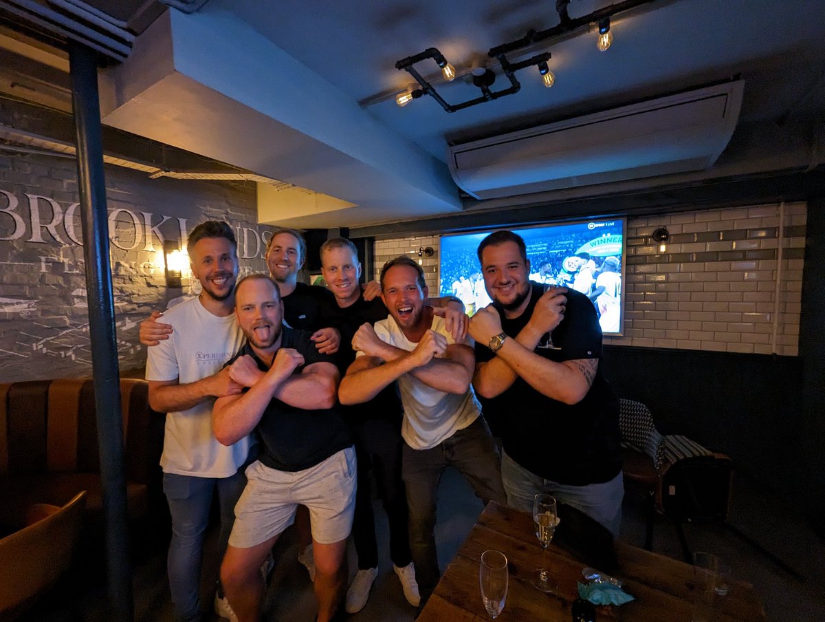 japps1991's tweet photo. A night I will never forget. You ironssss ⚒️⚒️ https://t.co/rHaB37nf1C