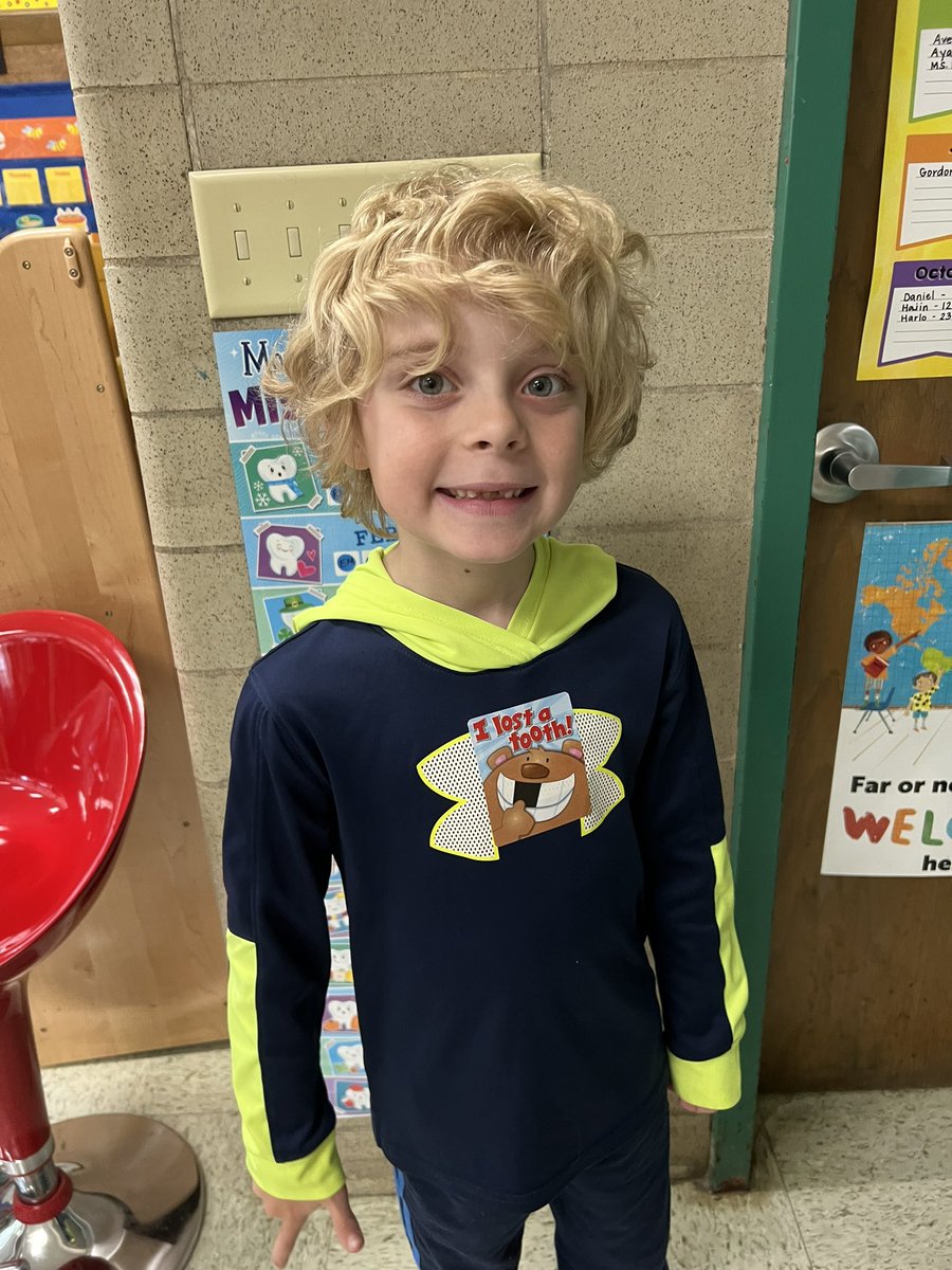 I lost my tooth in school!!